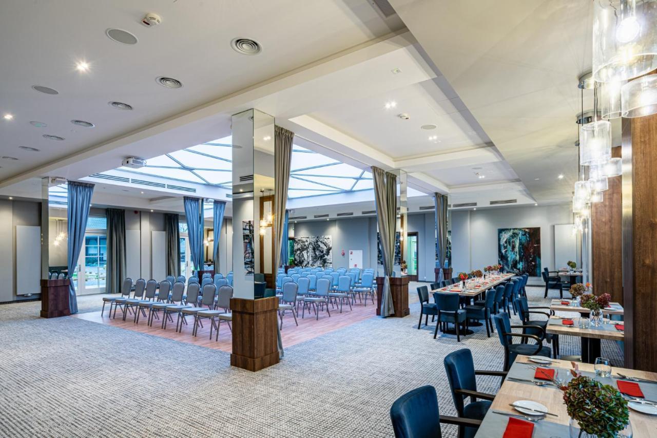 Sezony. Restauracja I Hotel Kostrzyn Luaran gambar