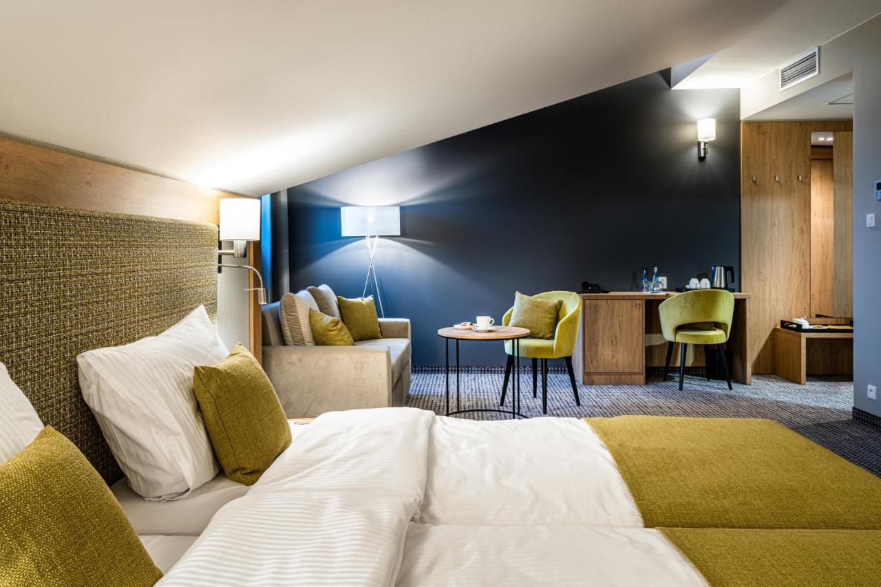 Sezony. Restauracja I Hotel Kostrzyn Luaran gambar