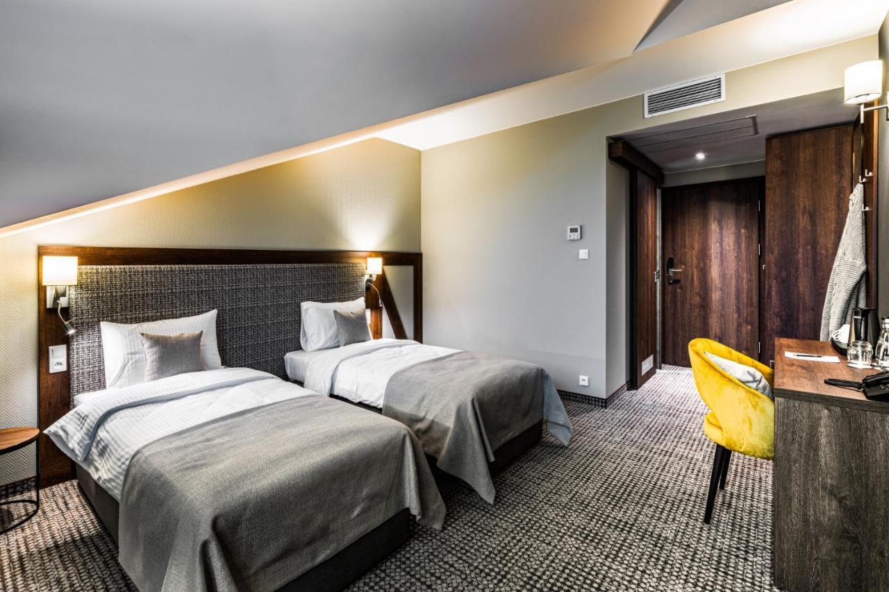 Sezony. Restauracja I Hotel Kostrzyn Luaran gambar
